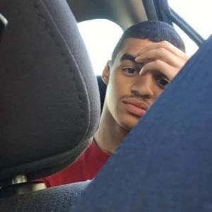 Meet your Posher, Luis